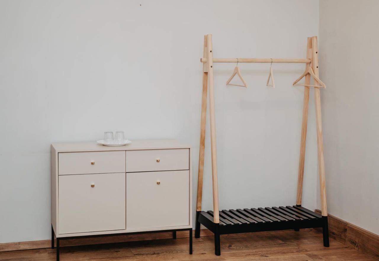 Verslo Klase-Easy To Stay Panevezys Ngoại thất bức ảnh